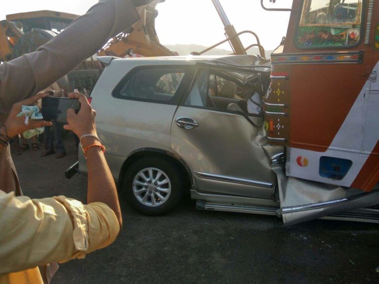 JNTUA VC MMM Sarcar died In A Road Accident